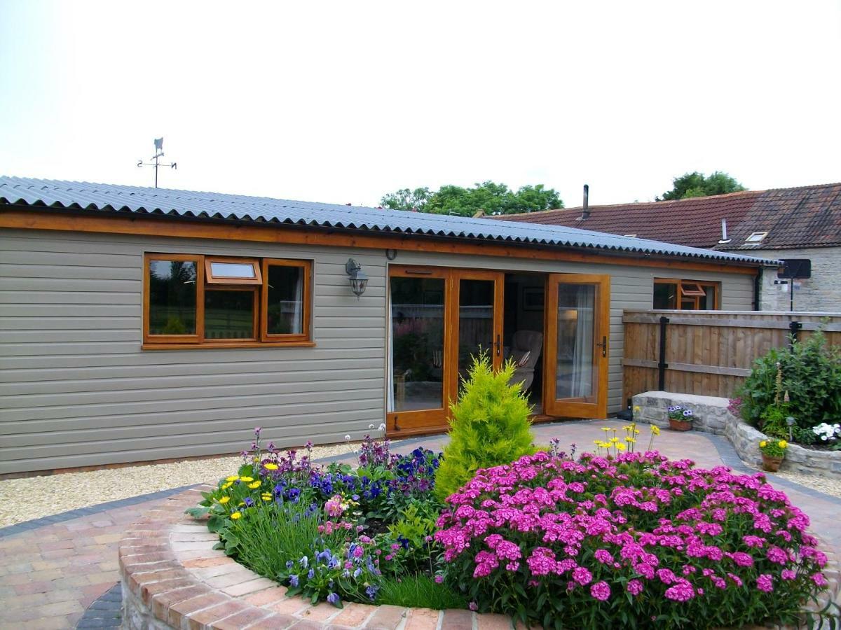 The Old Cowstall Somerton  Exterior foto